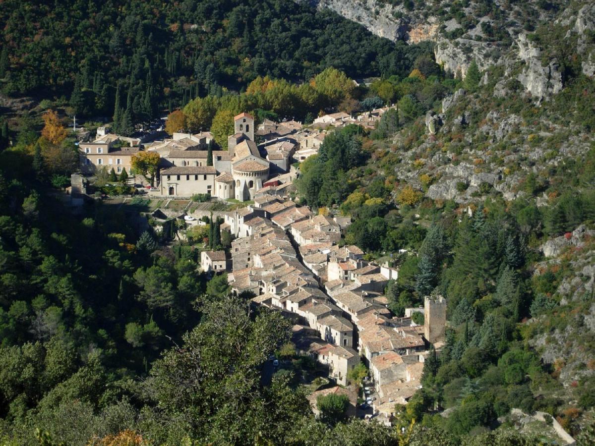 Belle Etape: Cozy 3-Star Residence in Beziers City Center Exterior photo
