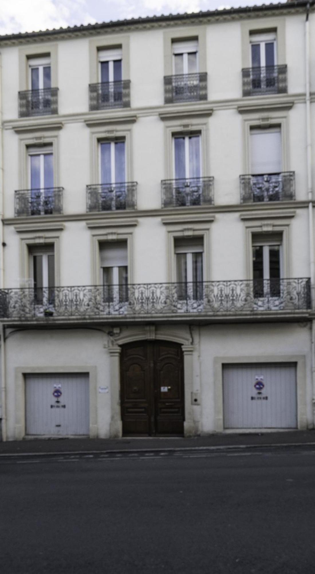 Belle Etape: Cozy 3-Star Residence in Beziers City Center Exterior photo