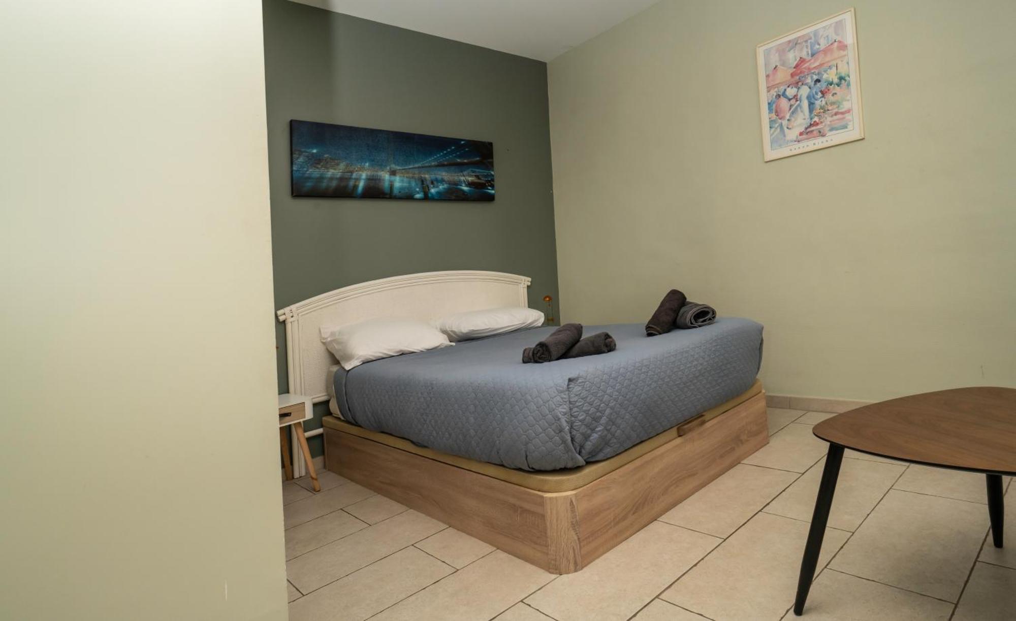 Belle Etape: Cozy 3-Star Residence in Beziers City Center Exterior photo